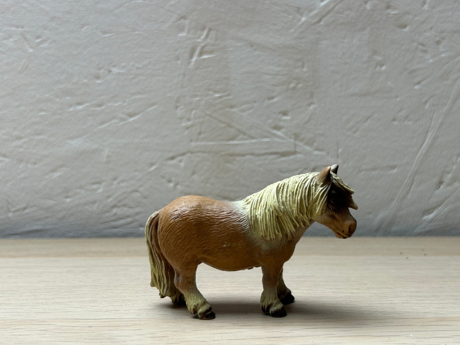 Schleich oude shetlander, Verzamelen, Ophalen of Verzenden, Zo goed als nieuw, Paard, Beeldje of Figuurtje