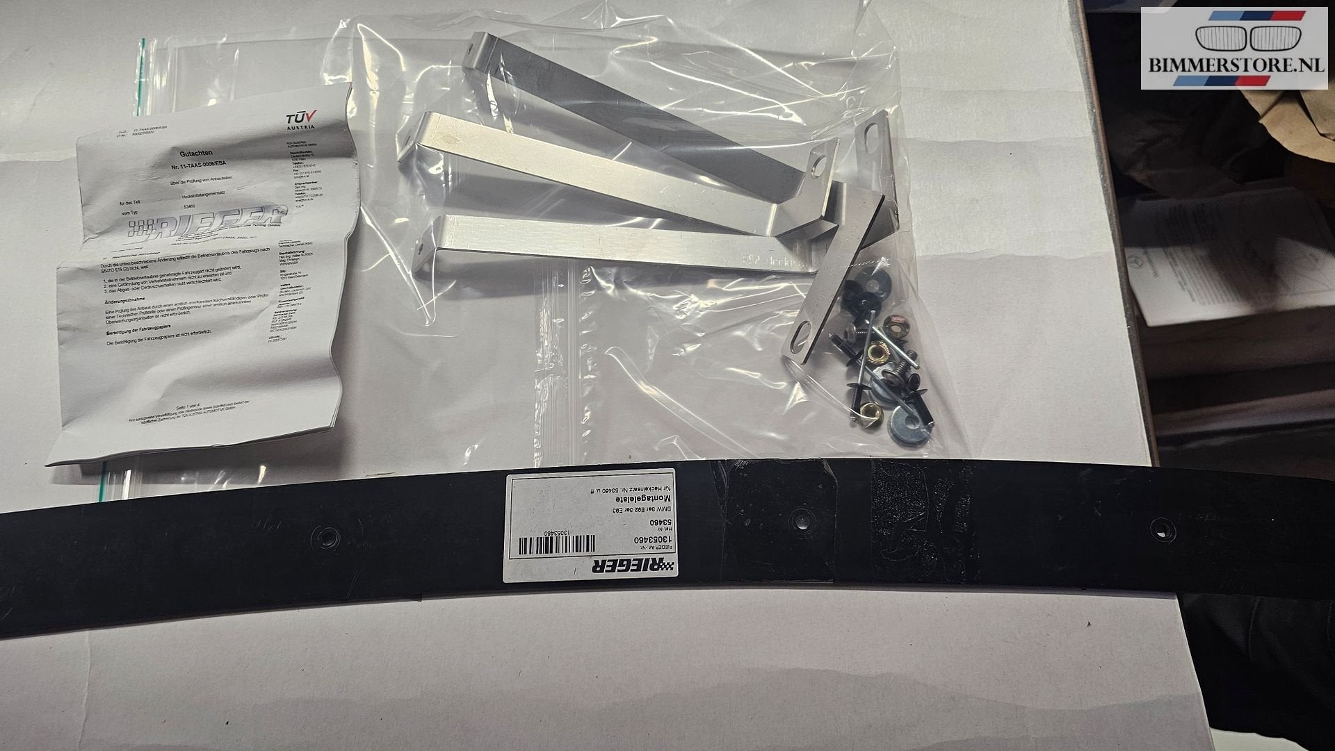 M - Diffuser montage set BMW 3 serie E92 E93 335i 335d 00053, -, Nieuw, Ophalen of Verzenden, Achter