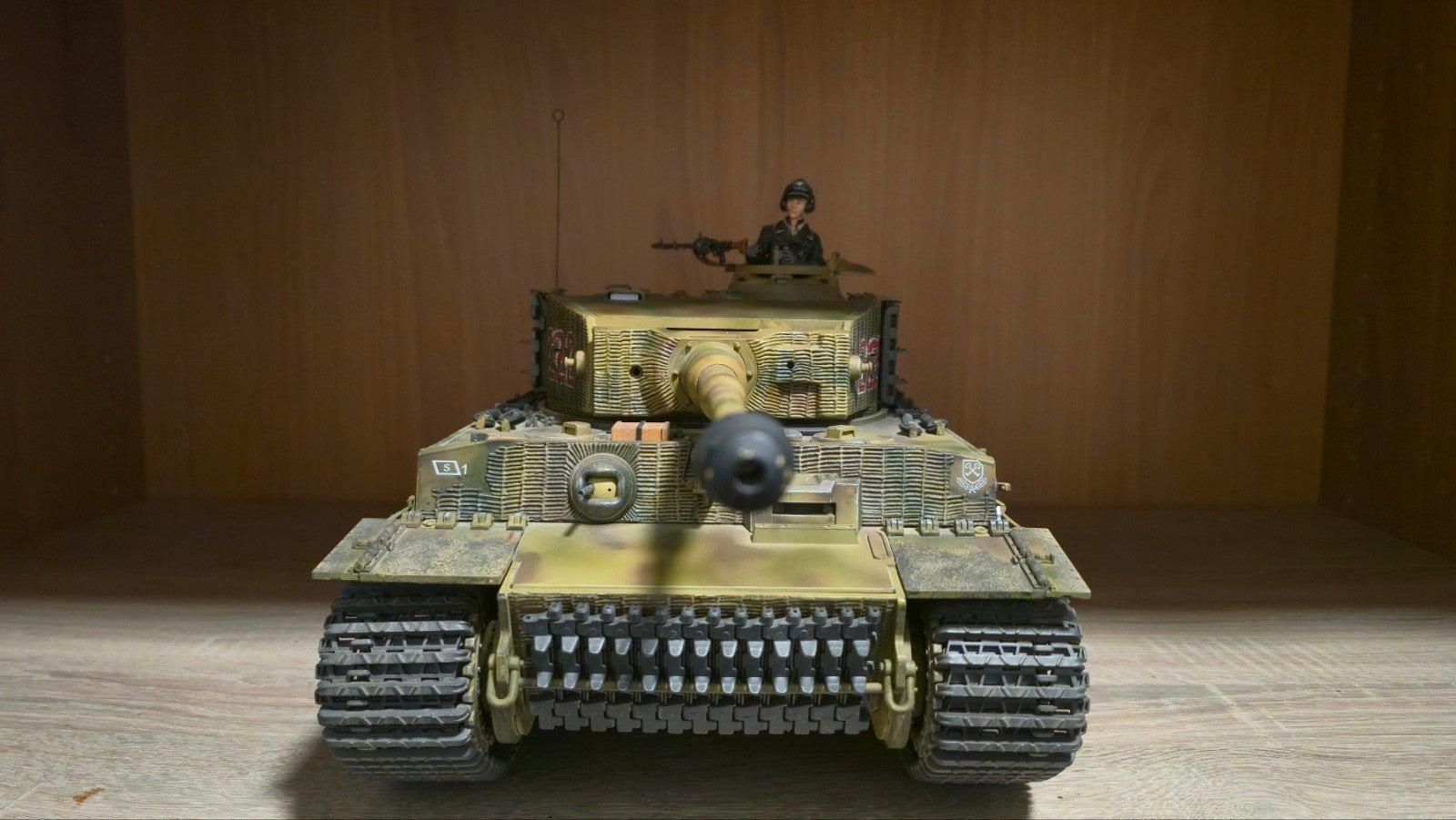 Forces of Valor German Tiger I Tank Model 1:16, Tank, Groter dan 1:32, Zo goed als nieuw, Ophalen