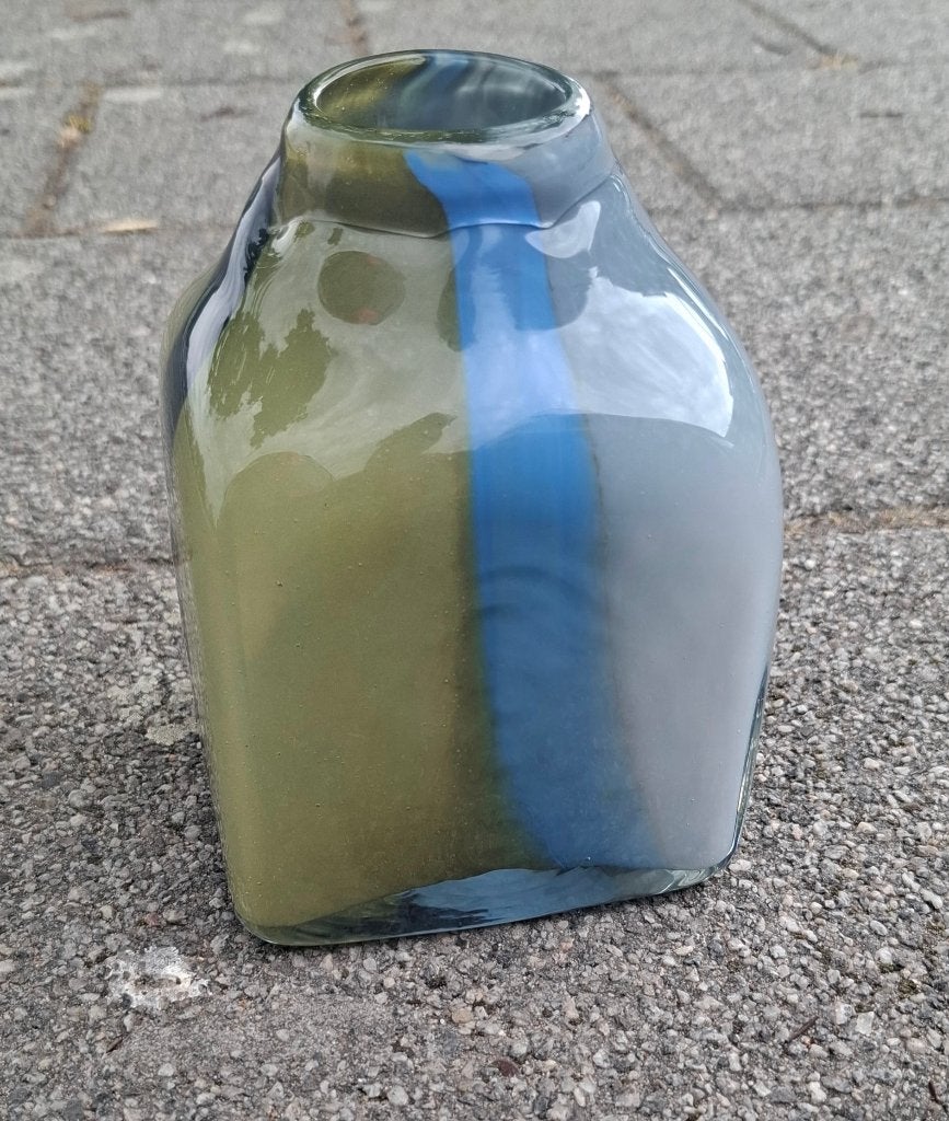 Vintage handgeblazen vaas, Huis en Inrichting, Handgemaakt, Meerkleurig, Ophalen of Verzenden, 13 cm