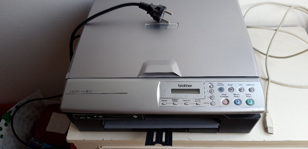 Scanner printer van Brother met handleiding en inkt, Ophalen of Verzenden, Gebruikt, Kleur printen, Printer