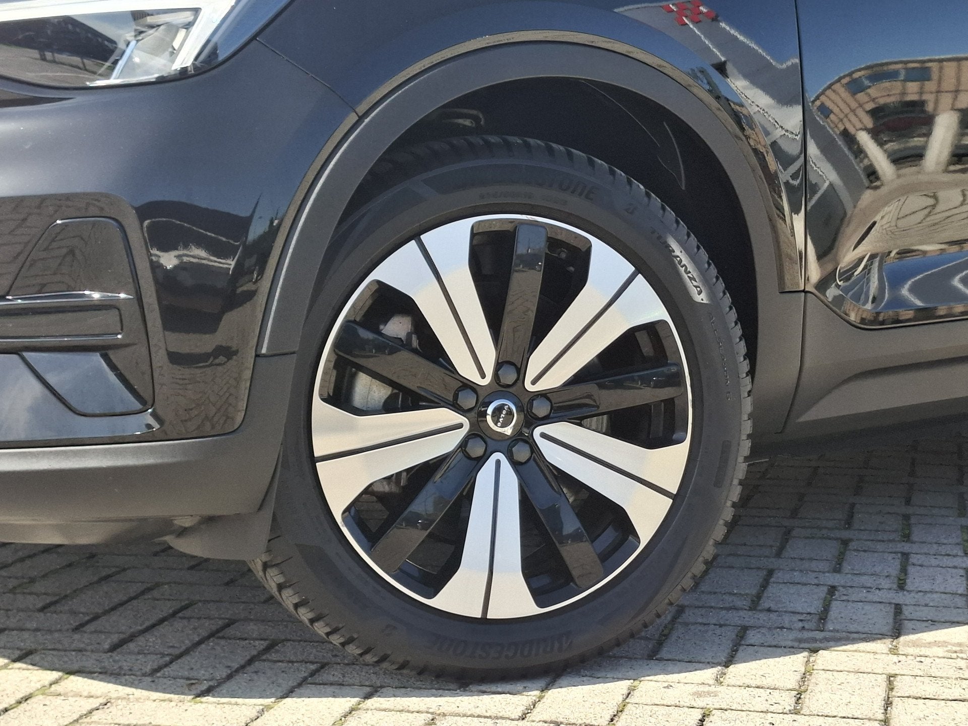 Volvo C40 Recharge Plus 69 kWh | SoH 94.4% | Navigatie/Andro, 12 maanden, Gebruikt, Zwart, 90 €/maand