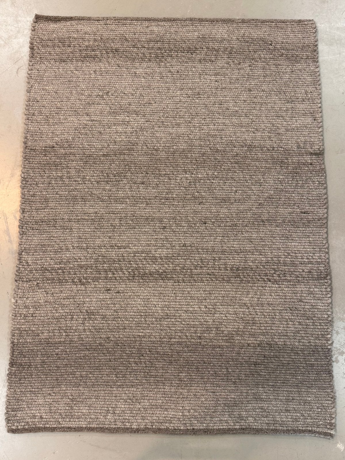 Vloerkleed wol grijs 140x200cm sample, Interieur05, Douwe Tammingaweg 34, 100 tot 150 cm, 200 cm of meer
