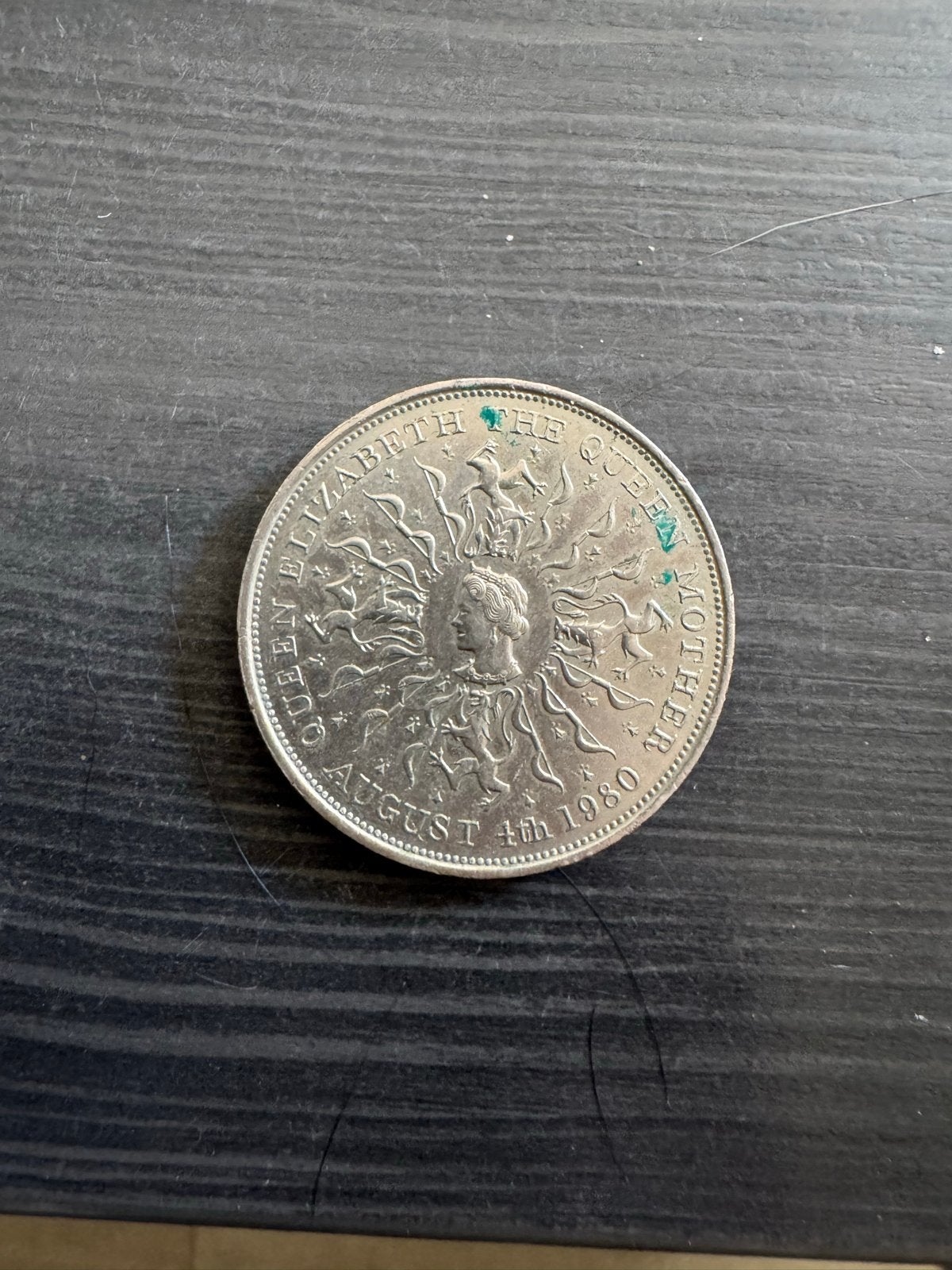 Britse 25 Pence munt (Crown) 1980 - Koningin-Moeder 80 jaar, Postzegels en Munten, Ophalen, Overige landen, Losse munt