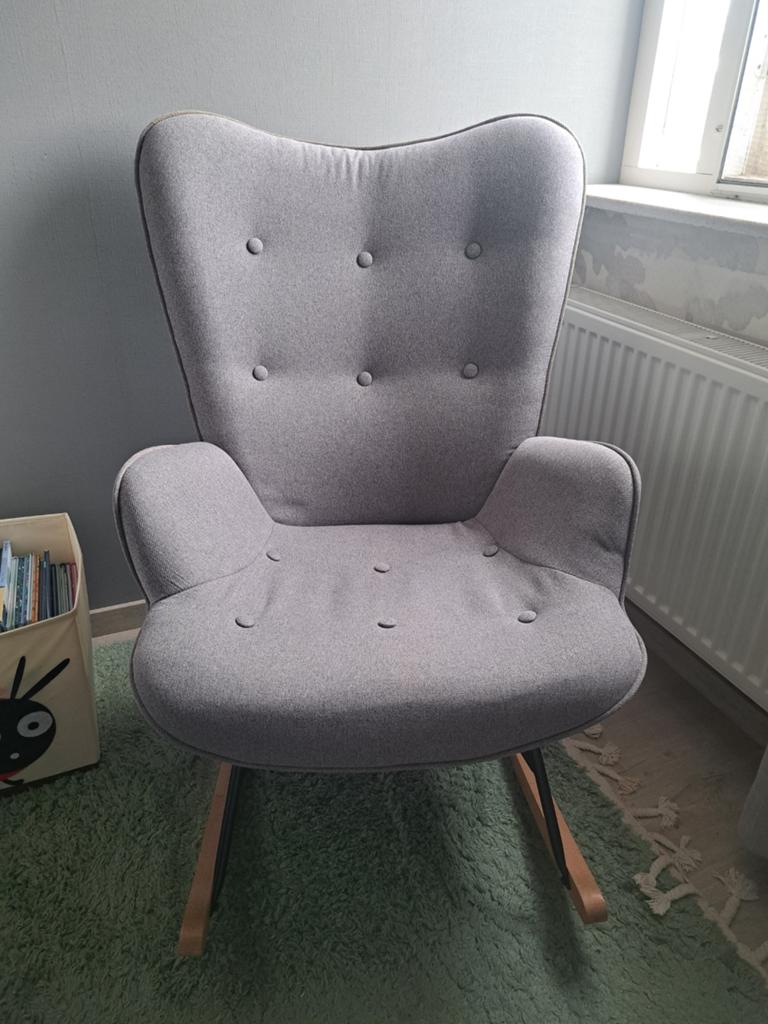 Comfortabele Schommelstoel - Grijs Stof & Metaal, Huis en Inrichting, Stoelen, Ophalen, Zo goed als nieuw, Stof, Eén