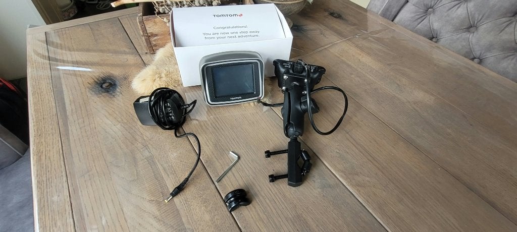 TomTom Rider 2nd Edition Motor-navigatie – met RAM Mount, Motoren, Ophalen of Verzenden, Gebruikt