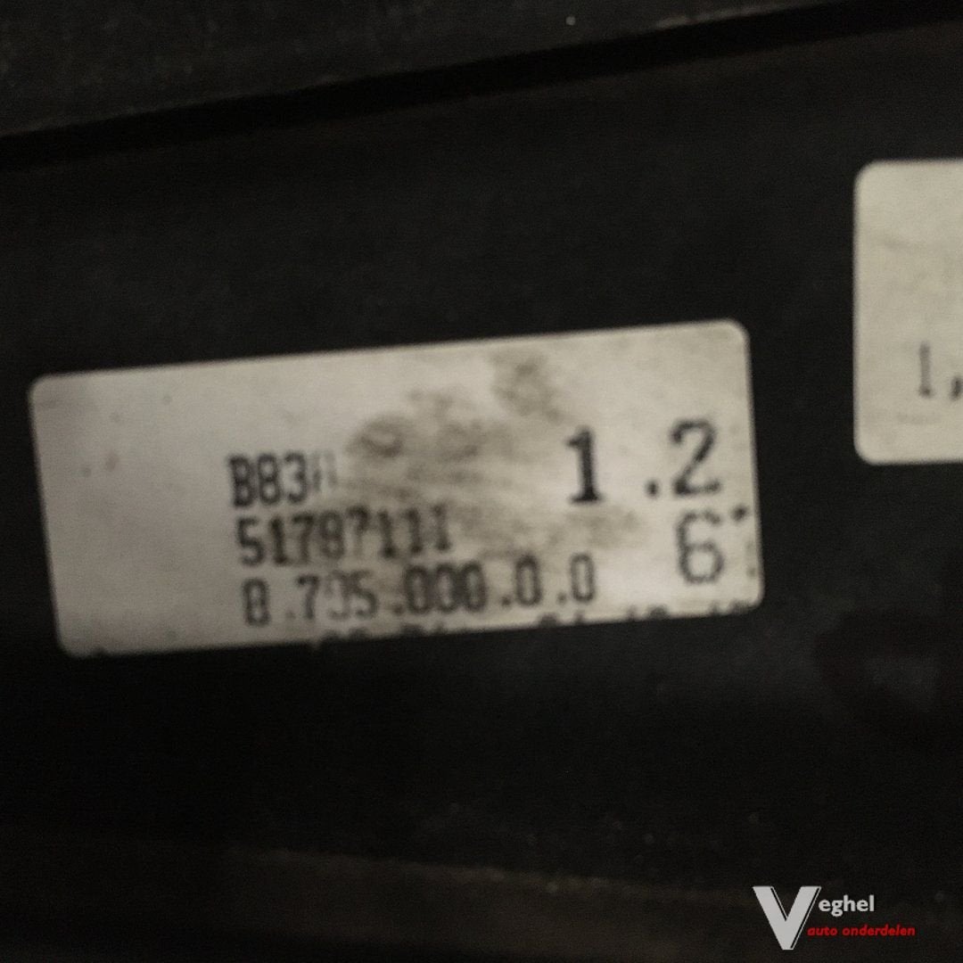 Ford Ka Fiat 500 1.2 B 3drs 2010  Koelvin met motor, Gebruikt, -, -, Ophalen of Verzenden