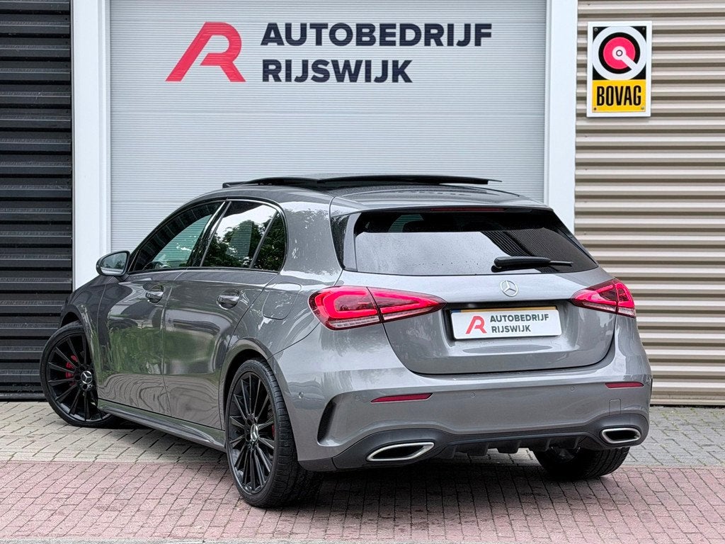 Mercedes-Benz A-klasse 200 Launch Edition Premium Plus Pano/, Auto's, Mercedes-Benz, Euro 6, 4 cilinders, 163 pk, 19 km/l