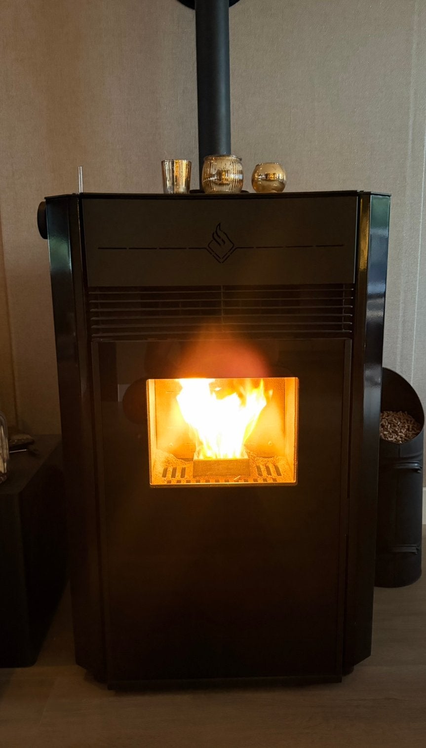 Pelletkachel 8,7 kW met Wifi / Half jaar oud, Huis en Inrichting, Ophalen, Overige brandstoffen, Zo goed als nieuw, Pelletkachel