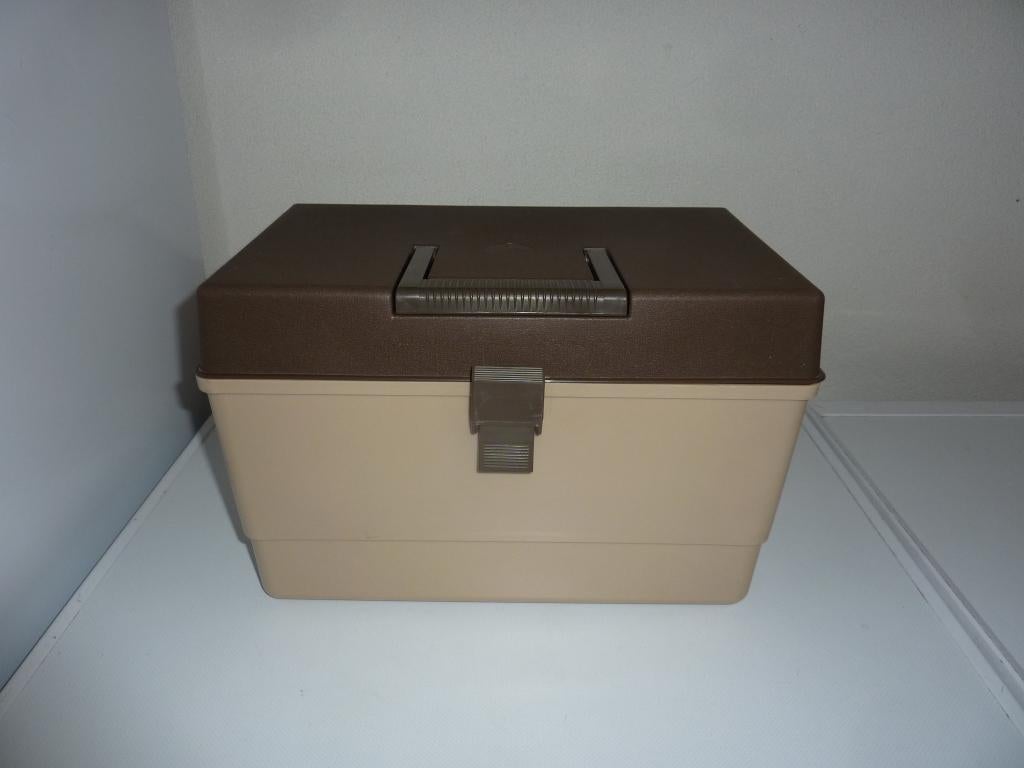 Bruine retro naaibox., Ophalen of Verzenden, Huis en Inrichting
