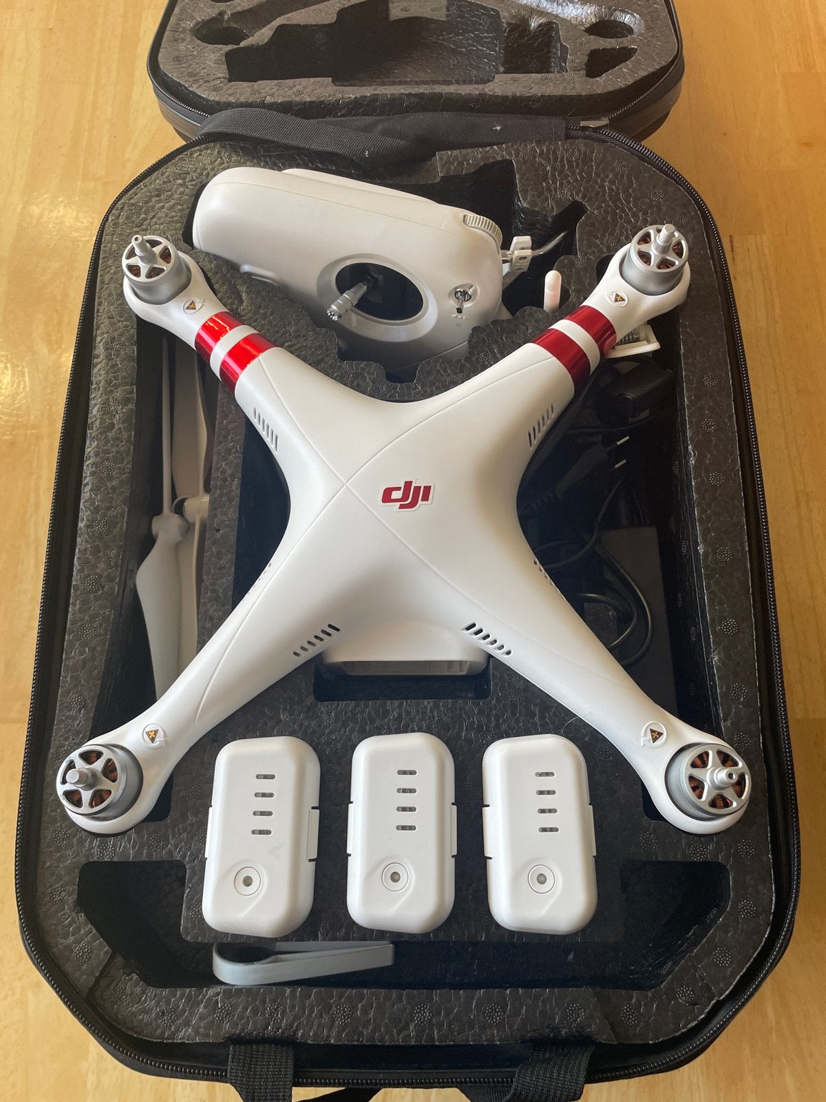 DJI Phantom 3 Standard Drone met rugzak, Cameradrone, Extra accu('s), Zo goed als nieuw, 1 tot 5 kilometer