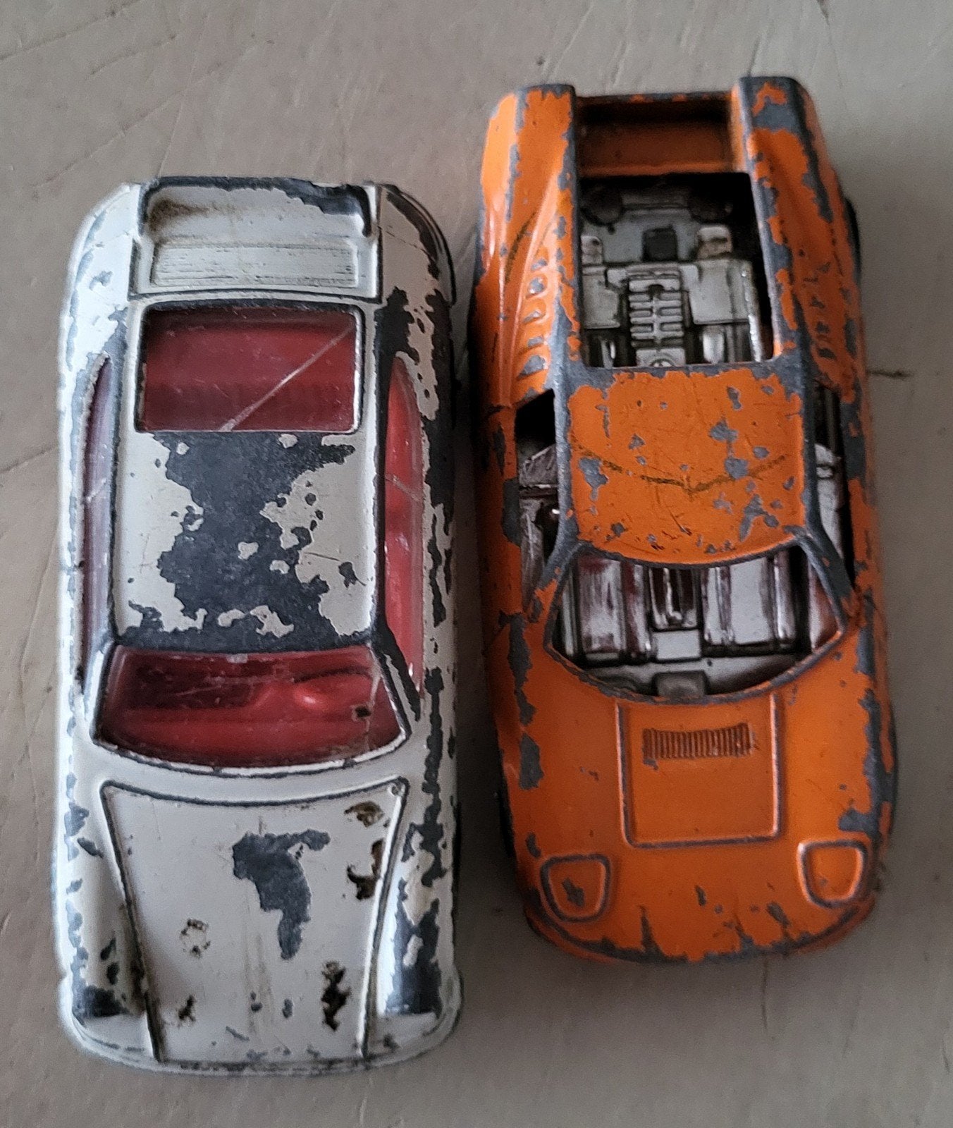 2 Corgi Juniors: Porsche Carrera & Ford GT 70 (Gebruikt), Ophalen of Verzenden, Gebruikt, Auto