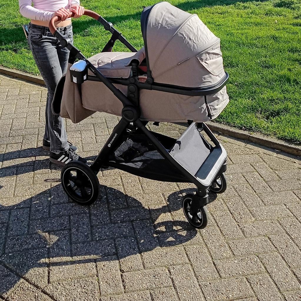 Kinderwagen Esme kinderkraft, Ophalen of Verzenden, Zo goed als nieuw, Verstelbare duwstang, Kinderwagen