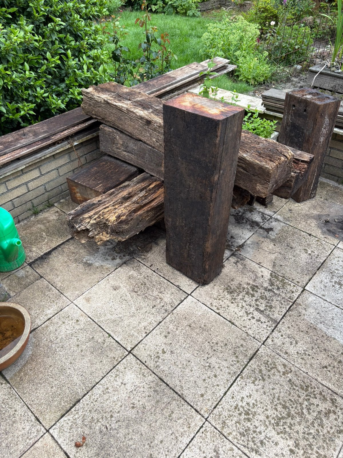 Bielzen, Ophalen, Zo goed als nieuw, Hout