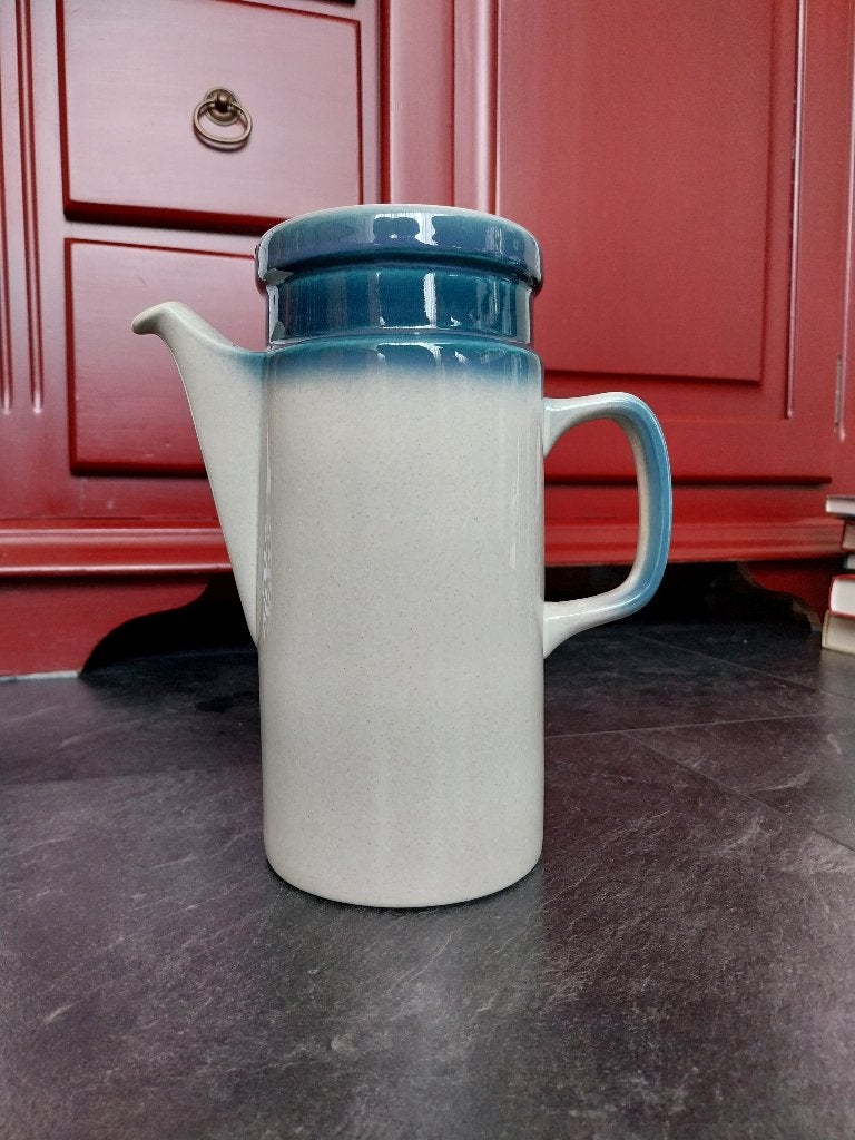Wedgwood Blue Pacific Koffiepot - Vintage Servies, Ophalen of Verzenden, Zo goed als nieuw, Porselein, Overige typen