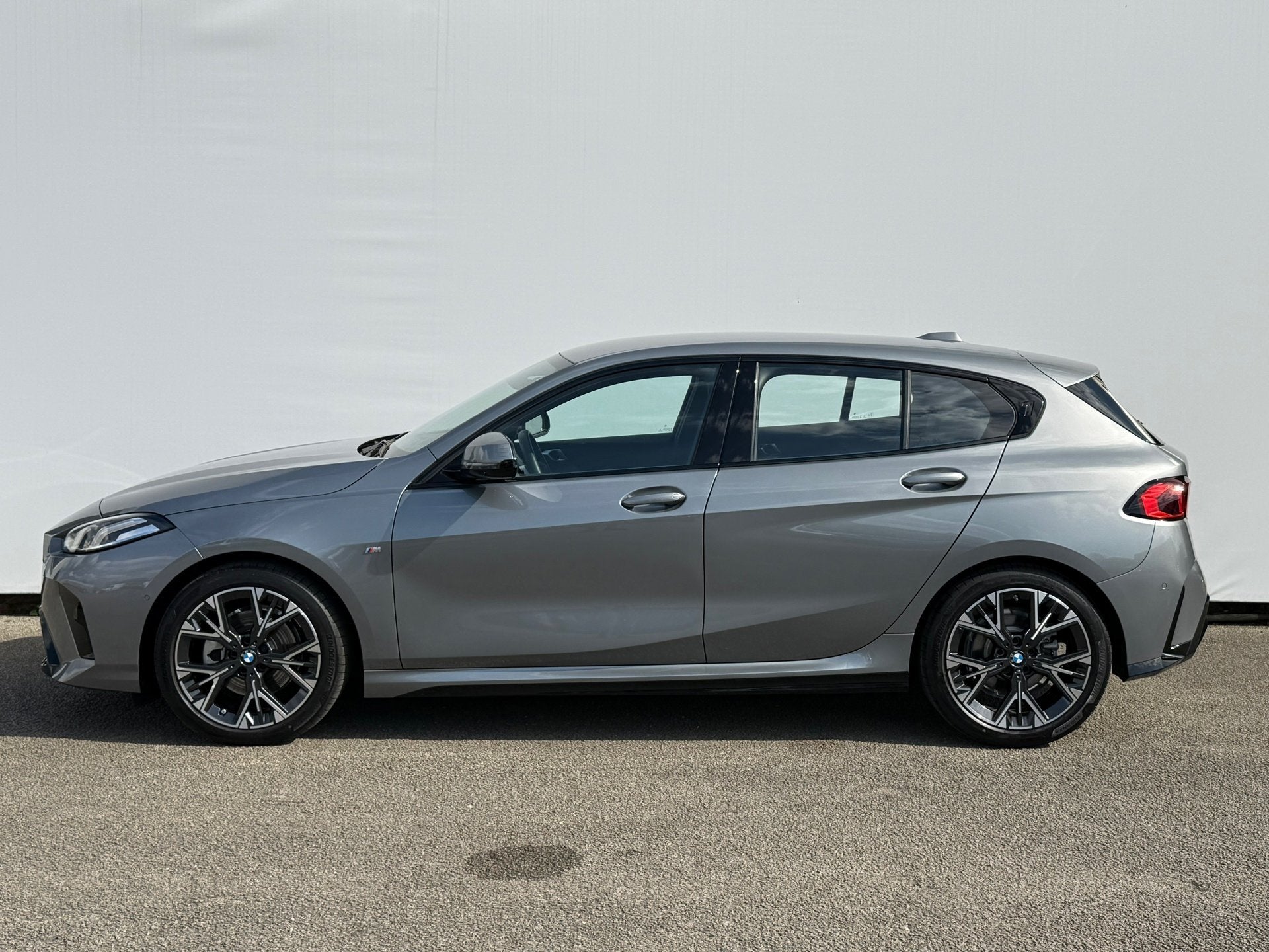 BMW 1-serie 120 M Sport Design Edition Stoelverwarming | LED, Auto's, BMW, Gebruikt, 156 pk, Bedrijf, 19 km/l