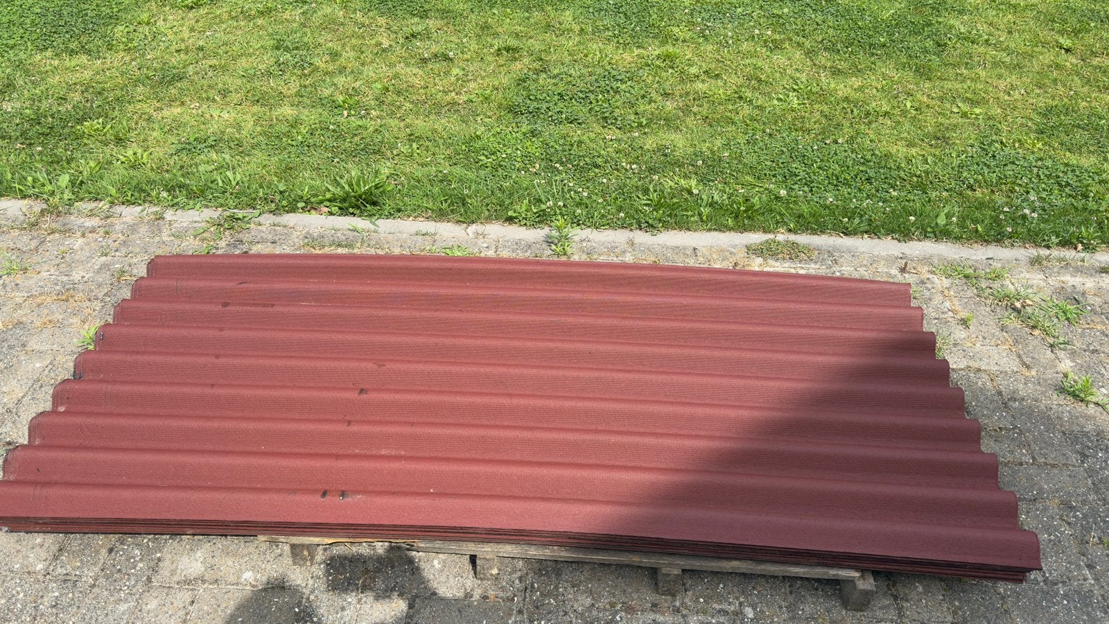 Bitumen Golfplaten Rood 8 stuks, Ophalen, Overige materialen, 10 tot 15 m², Nieuw