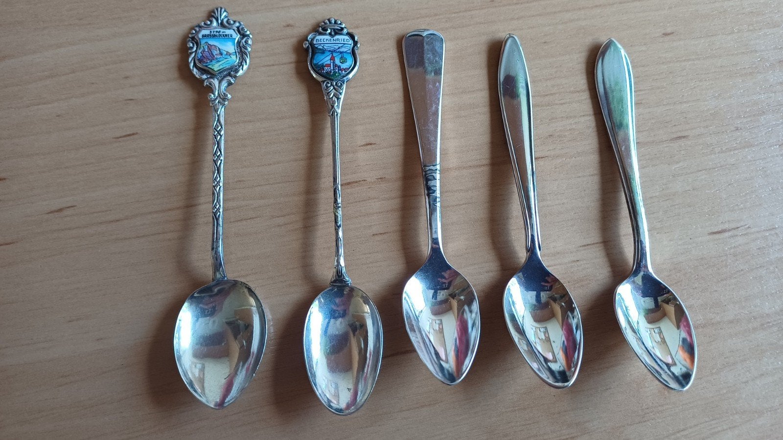 Set van 5 vintage verzamellepels, zilverkleurig, Ophalen of Verzenden