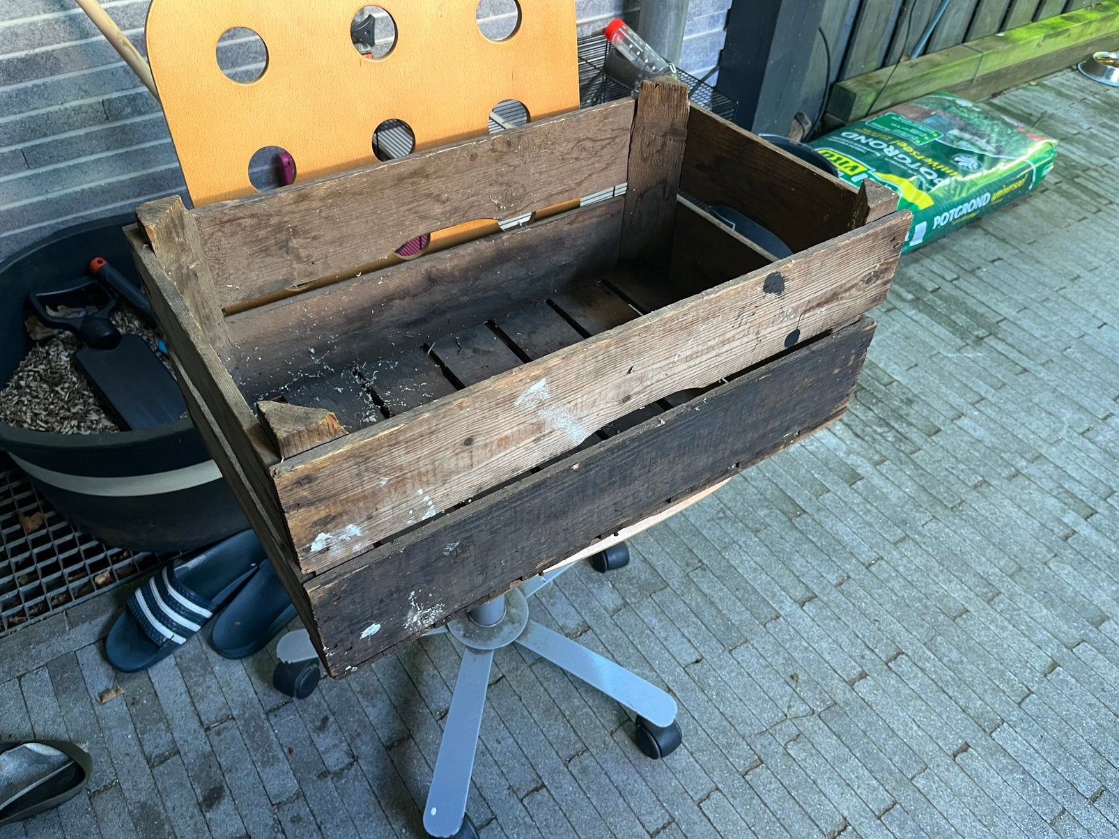 Standaard houten veiling kist, Ophalen, Gebruikt, Kweekbak
