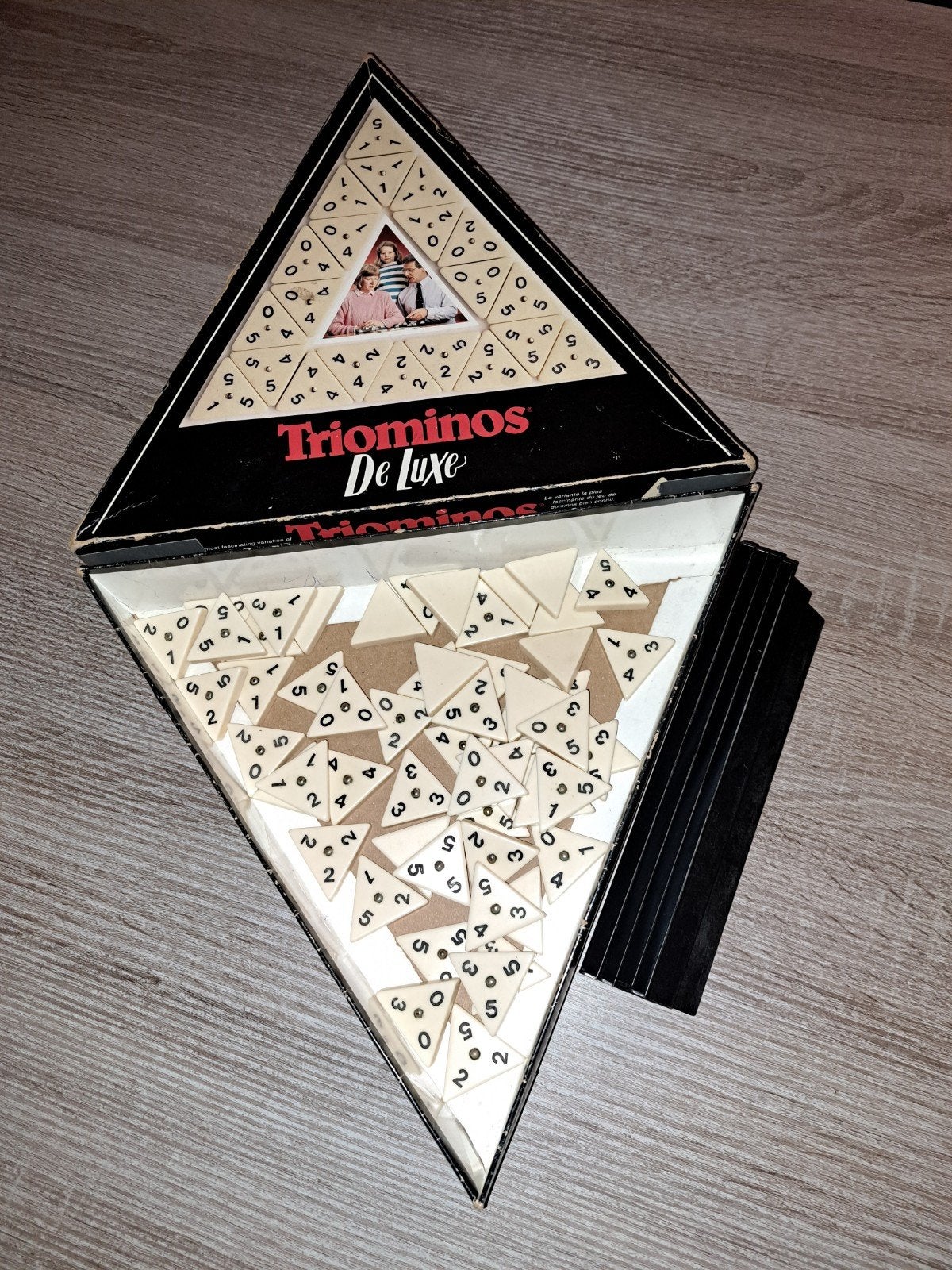 Triominos de luxe, Hobby en Vrije tijd, Gezelschapsspellen | Bordspellen, Ophalen of Verzenden