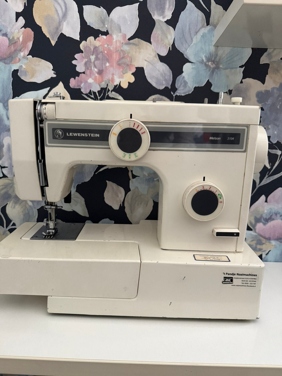 Lewenstein Melson 3104, Ophalen, Gebruikt, Naaimachine, Lewenstein