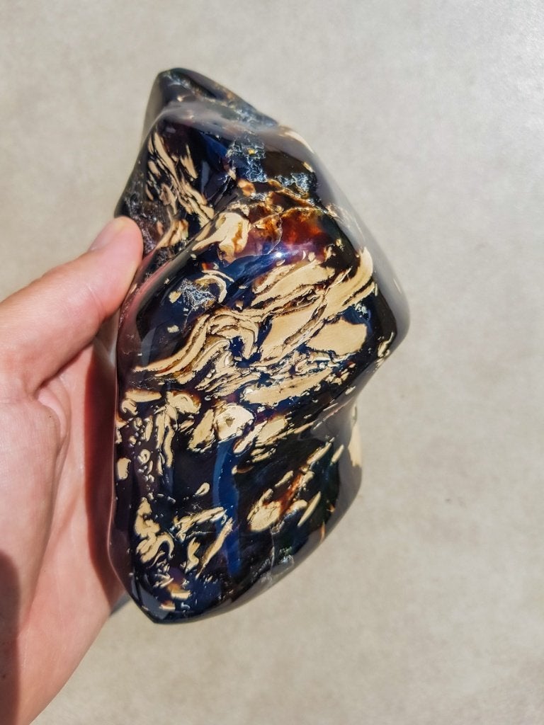 amber indonesische blauwe barnsteen, Ophalen of Verzenden, Fossiel