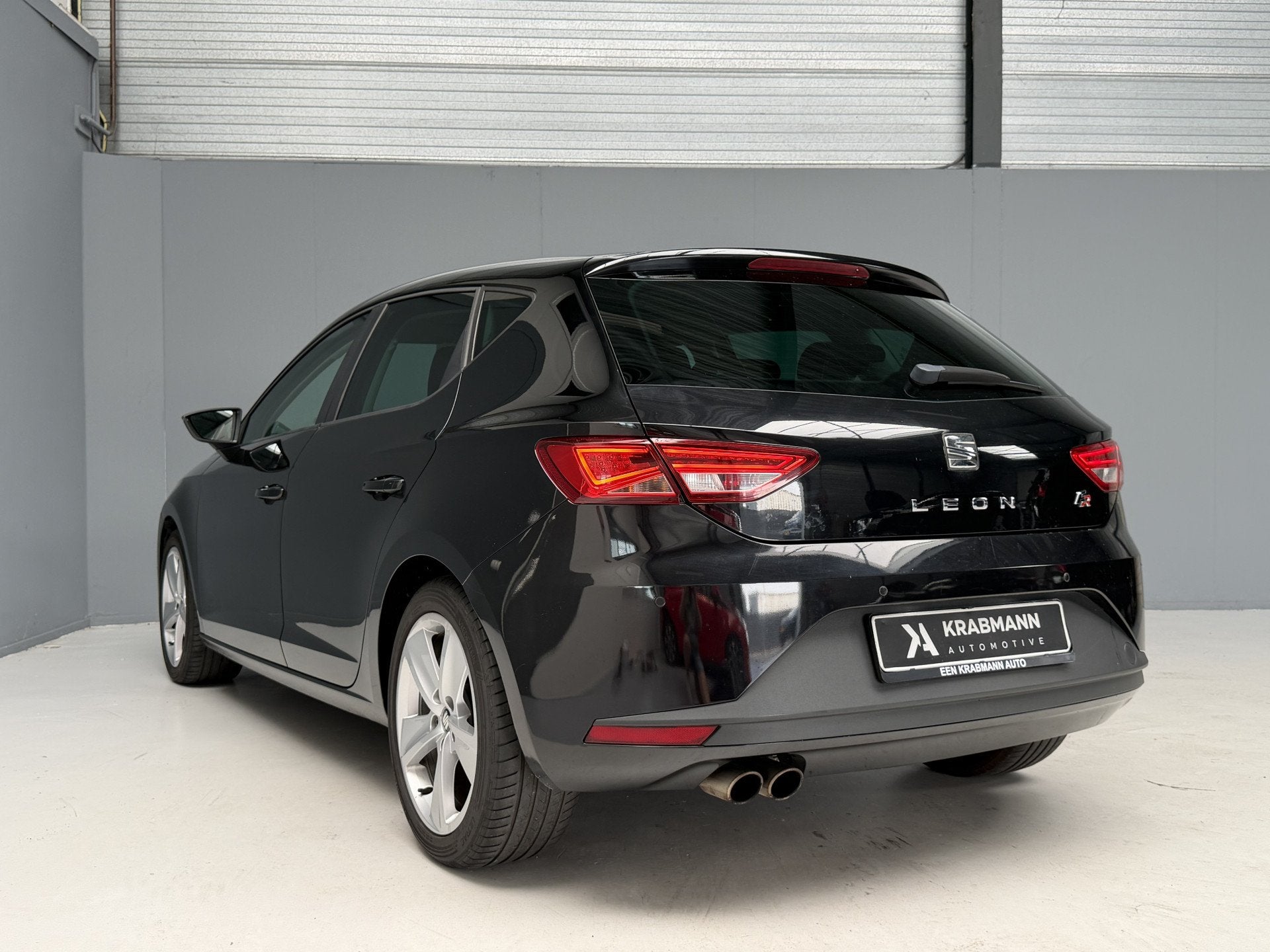 SEAT Leon 1.4 TSI FR 140pk|Navi|Cruise|LED (bj 2014), Auto's, Seat, Voorwielaandrijving, 1131 kg, Gebruikt, Zwart