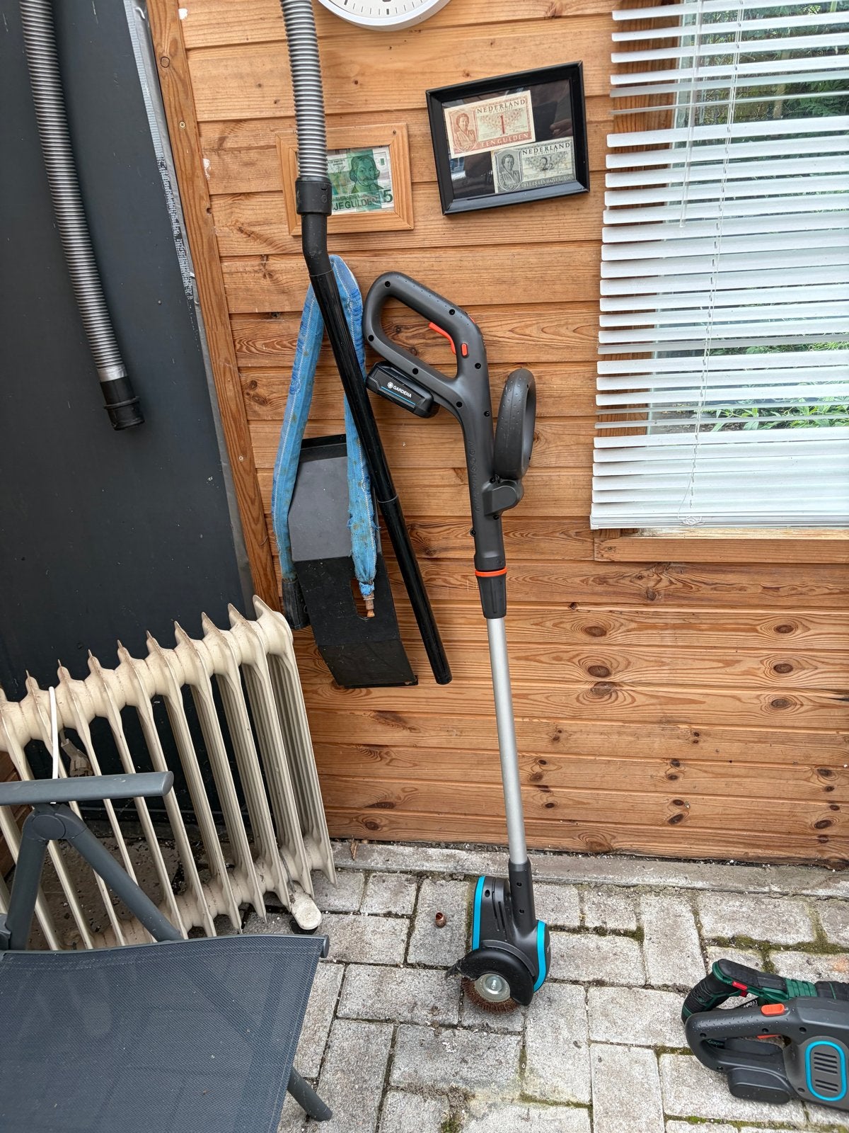 Gardenaonkruitborstel zonder accu met exstra borstel, Ophalen, Zo goed als nieuw