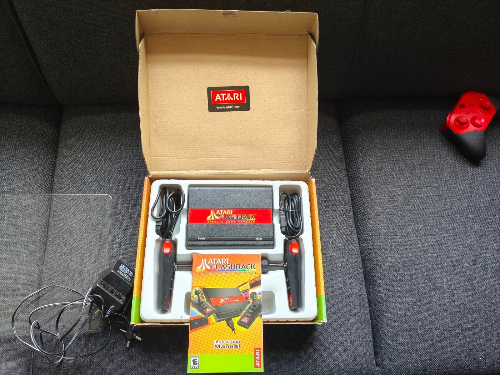 Atari Flashback Classic Game Console - Zo goed als nieuw, Spelcomputers en Games, Ophalen, Zo goed als nieuw, Met 2 controllers