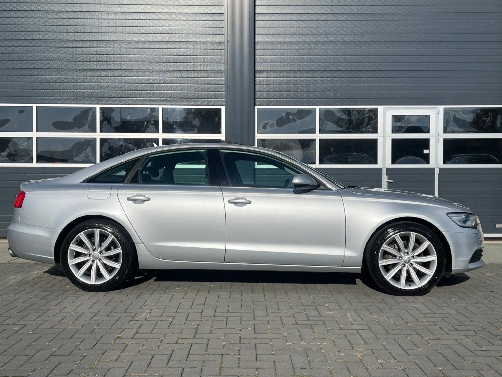 Audi A6 Limousine Nieuw Staat 2.8 FSI (bj 2014, automaat), Auto's, Gebruikt, 2773 cc, Bedrijf, 204 pk