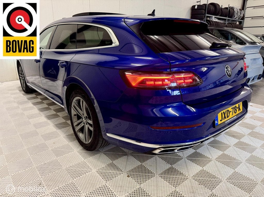 Volkswagen Arteon Shooting Brake 1.4 eHybrid 3x R-Line HUD,, Auto's, Volkswagen, Arteon, Gebruikt, Euro 6, Blauw