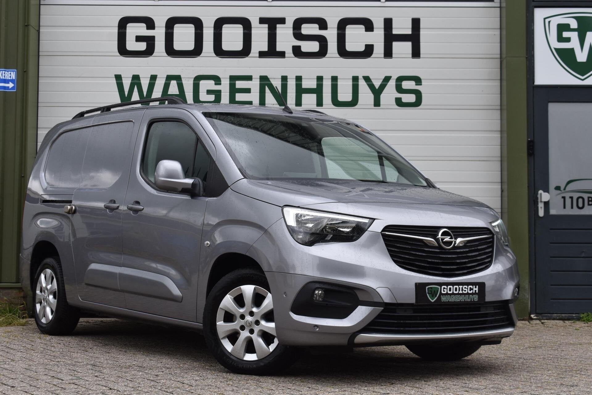 Opel Combo 1.6D L2H1 Innovation | Trekhaak | Extra Sloten |, 730 kg, 4 cilinders, Met garantie (alle), Origineel Nederlands