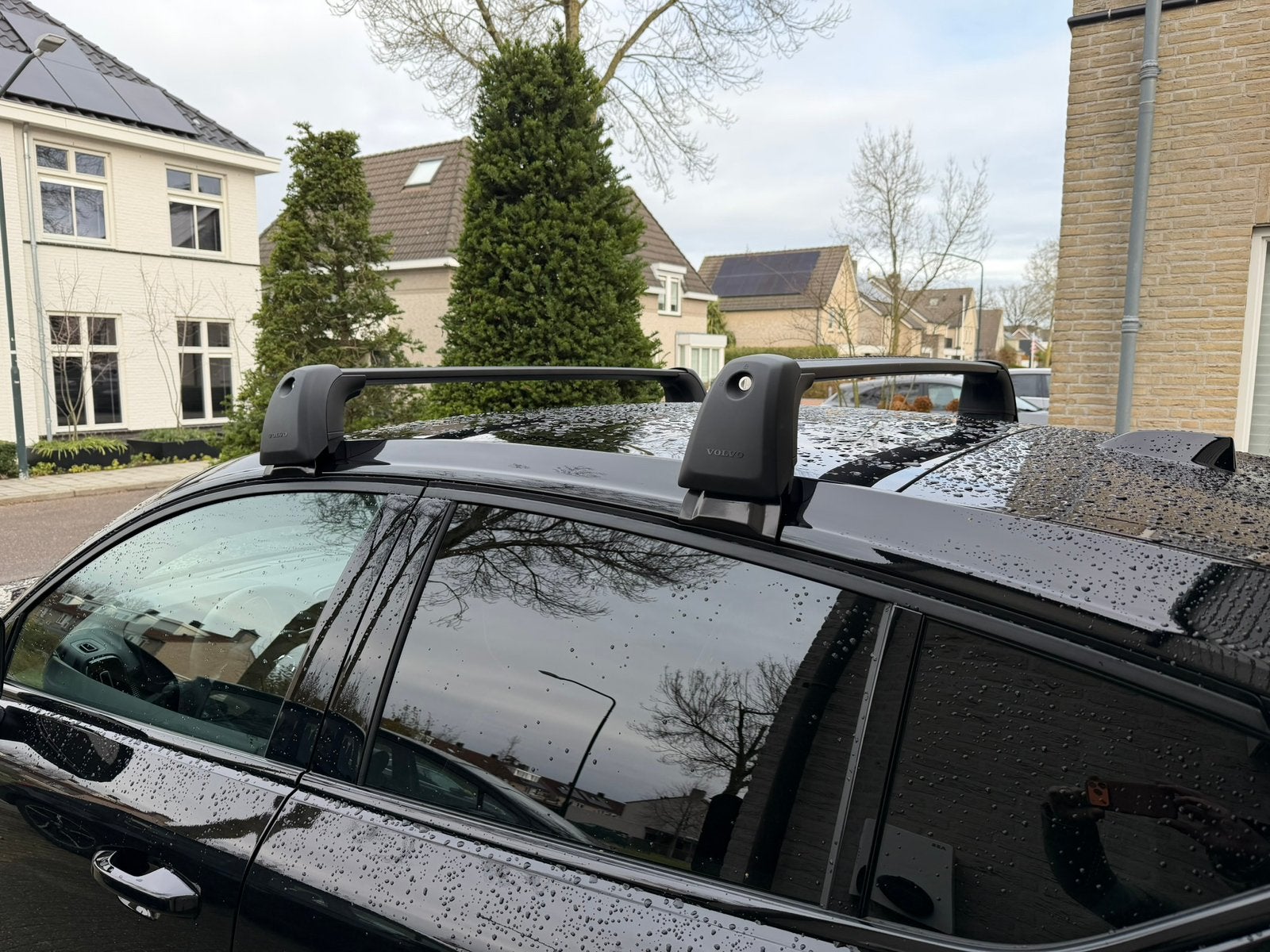 Huur dakdragers Volvo EC40, Auto diversen, Dakdragers, Ophalen, Zo goed als nieuw