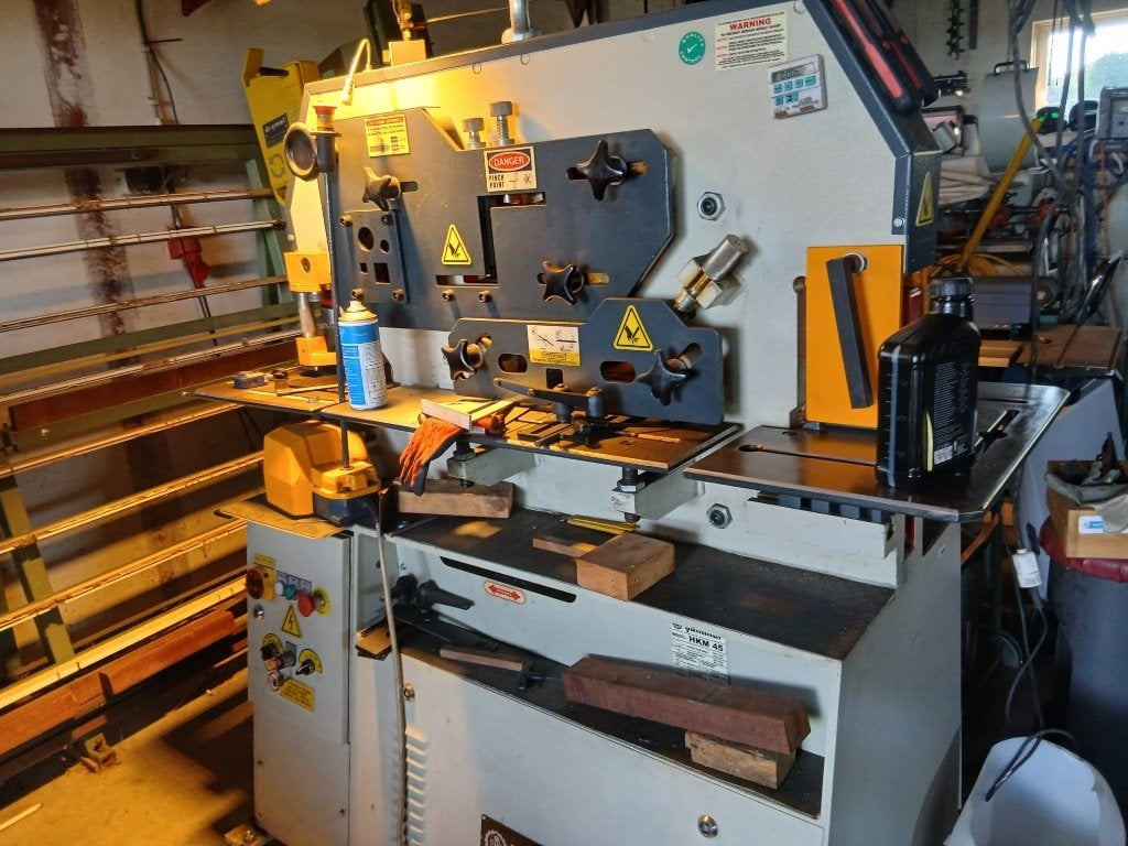 Pons knip machie Sahinler, Ophalen
