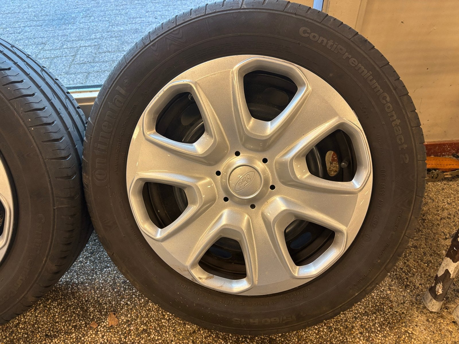 Set stalen velgen met wieldoppen voor Ford 15 inch, Ophalen, Gebruikt, 15 inch, Velg(en)