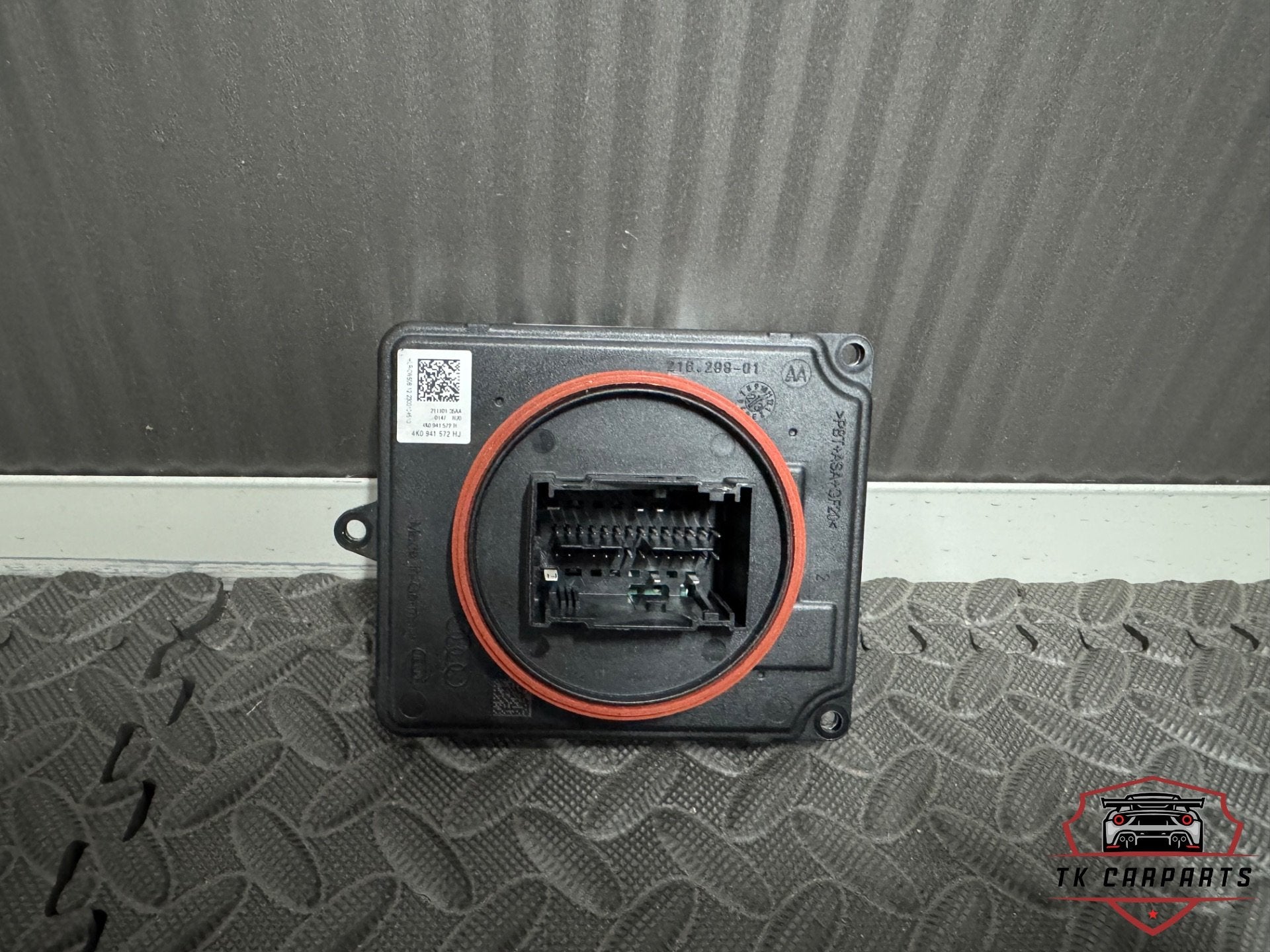 Vag koplamp module 4K0941572HJ, Gebruikt, AUDI AG, Auto-Union-Strasse 1
85045  Ingolstadt, DE, Kundenbetreuung@audi.de