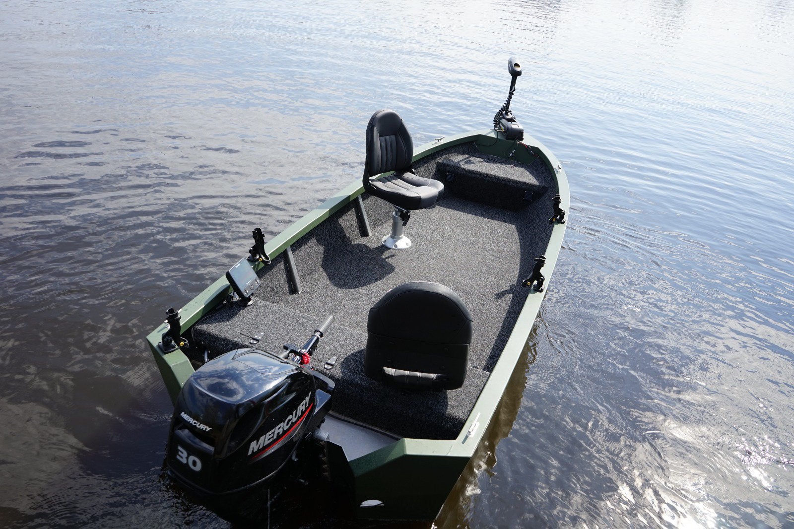 Alumium visboot met 30 pk mercury, Ophalen, Zo goed als nieuw, Aluminium, Elektrische start