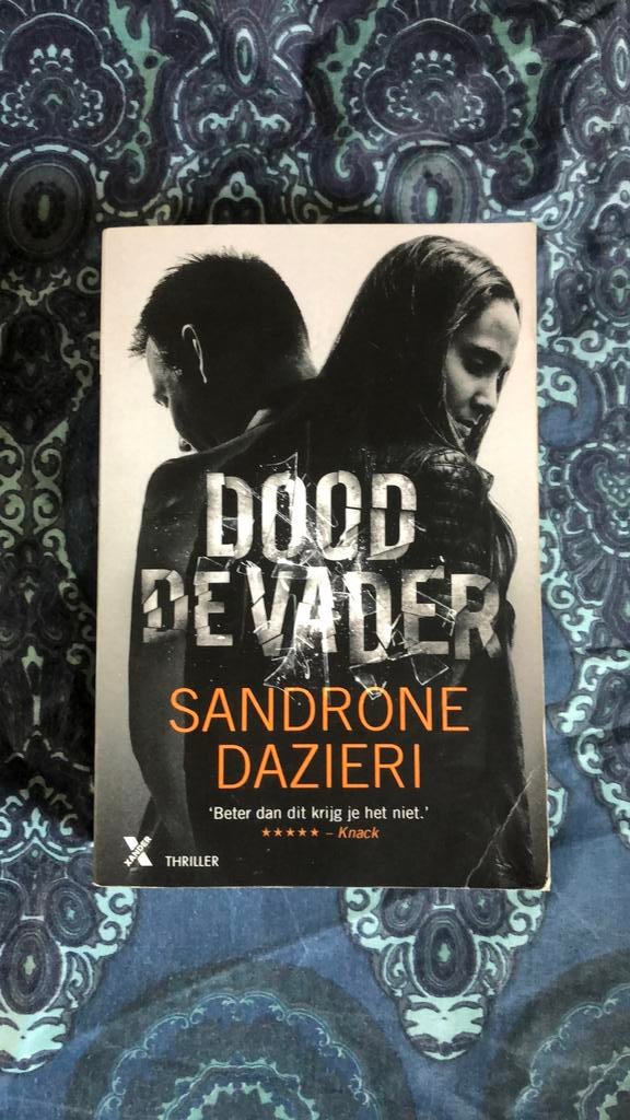 Sandrone Dazieri - Dood de vader, Ophalen of Verzenden, Zo goed als nieuw, Sandrone Dazieri