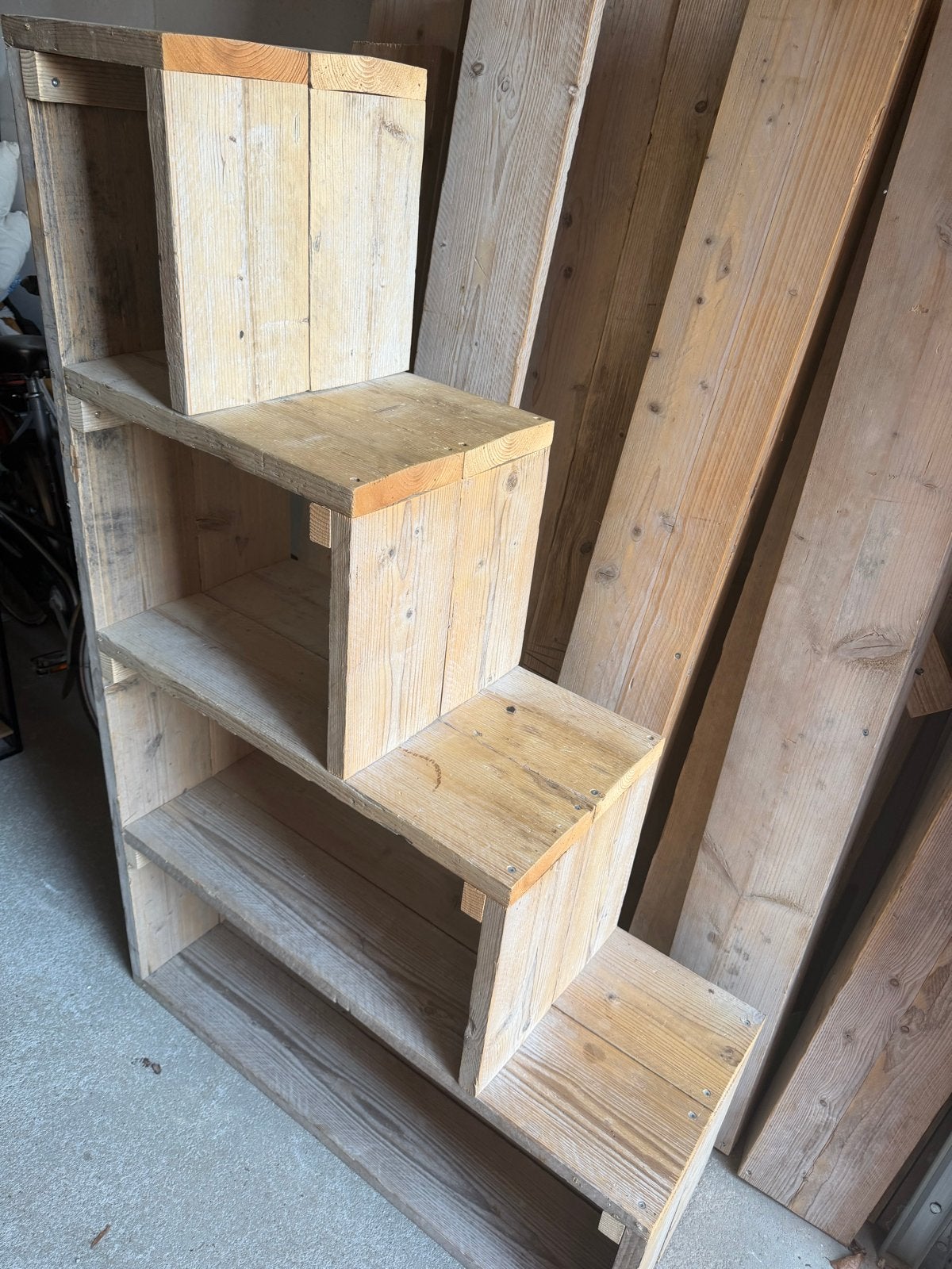 Unieke trap/kast van steigerhout, Ophalen, Gebruikt