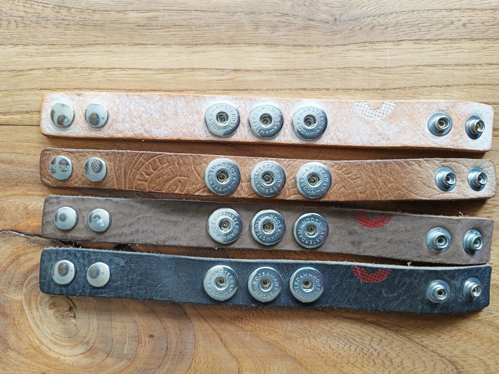 Noosa armbanden maat M  leer en chunks, Sieraden, Tassen en Uiterlijk, Armbanden, Bruin, Leer, Ophalen of Verzenden, Zo goed als nieuw