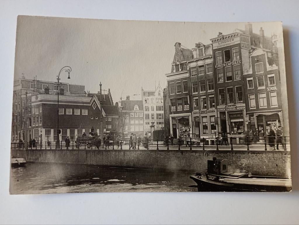 Fotokaart Amsterdam Singel bij het Spui omstreeks 1920, Ophalen of Verzenden, 1920 tot 1940, Gelopen, Noord-Holland