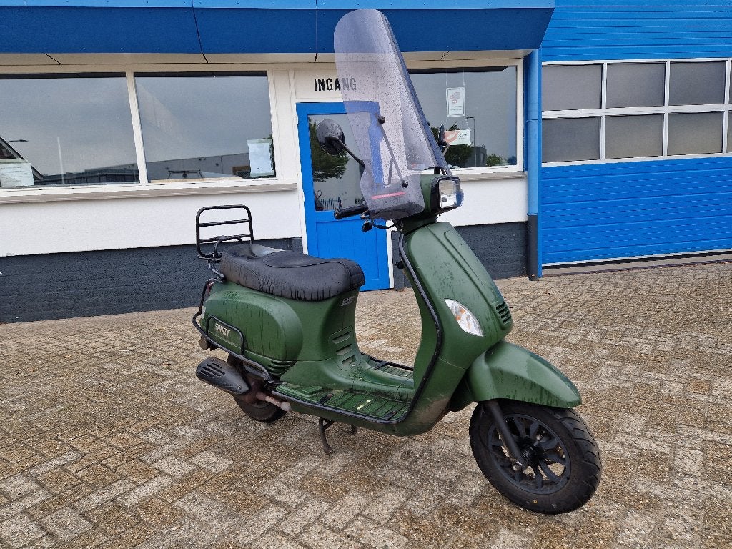 HANDEL / EXPORT : Killerbee vxl 50 , vespa look a like SNOR, Ophalen, Gebruikt, Benzine, Overige merken