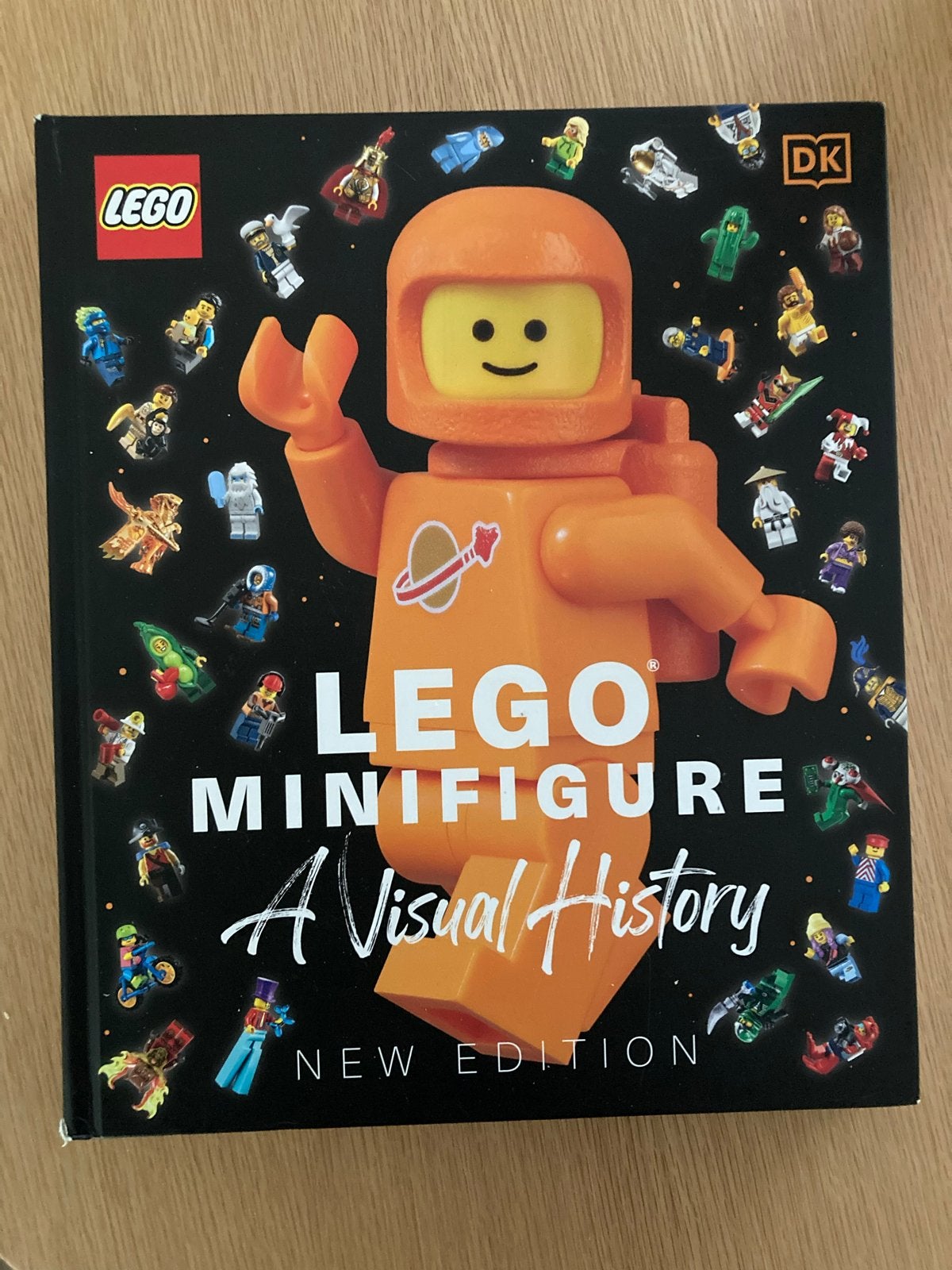 LEGO Minifigure A Visual History - Nieuwe Editie, Ophalen of Verzenden, Gebruikt, Overige merken