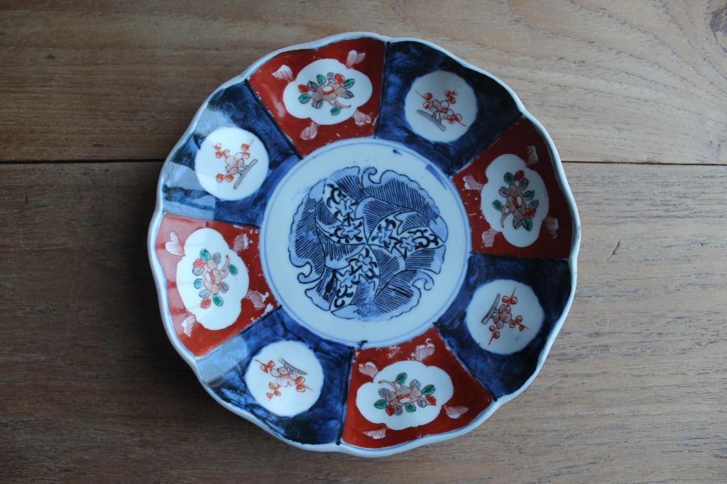 Imari - 2 bordjes Japans porselein, Ophalen of Verzenden
