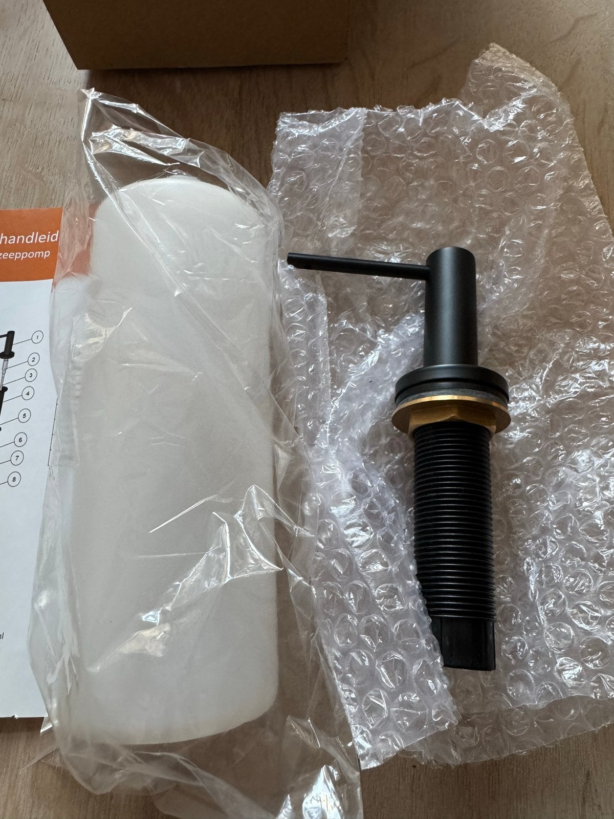 Nieuwe Howat Zeepdispenser Zwart - Keuken/Badkamer, Ophalen of Verzenden, Nieuw, Zwart, Overige typen