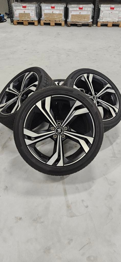 Audi Sport Q3 wielen 20 inch met zomerband, Auto-onderdelen, Banden en Velgen, Ophalen, 255 mm, 20 inch, Zomerbanden