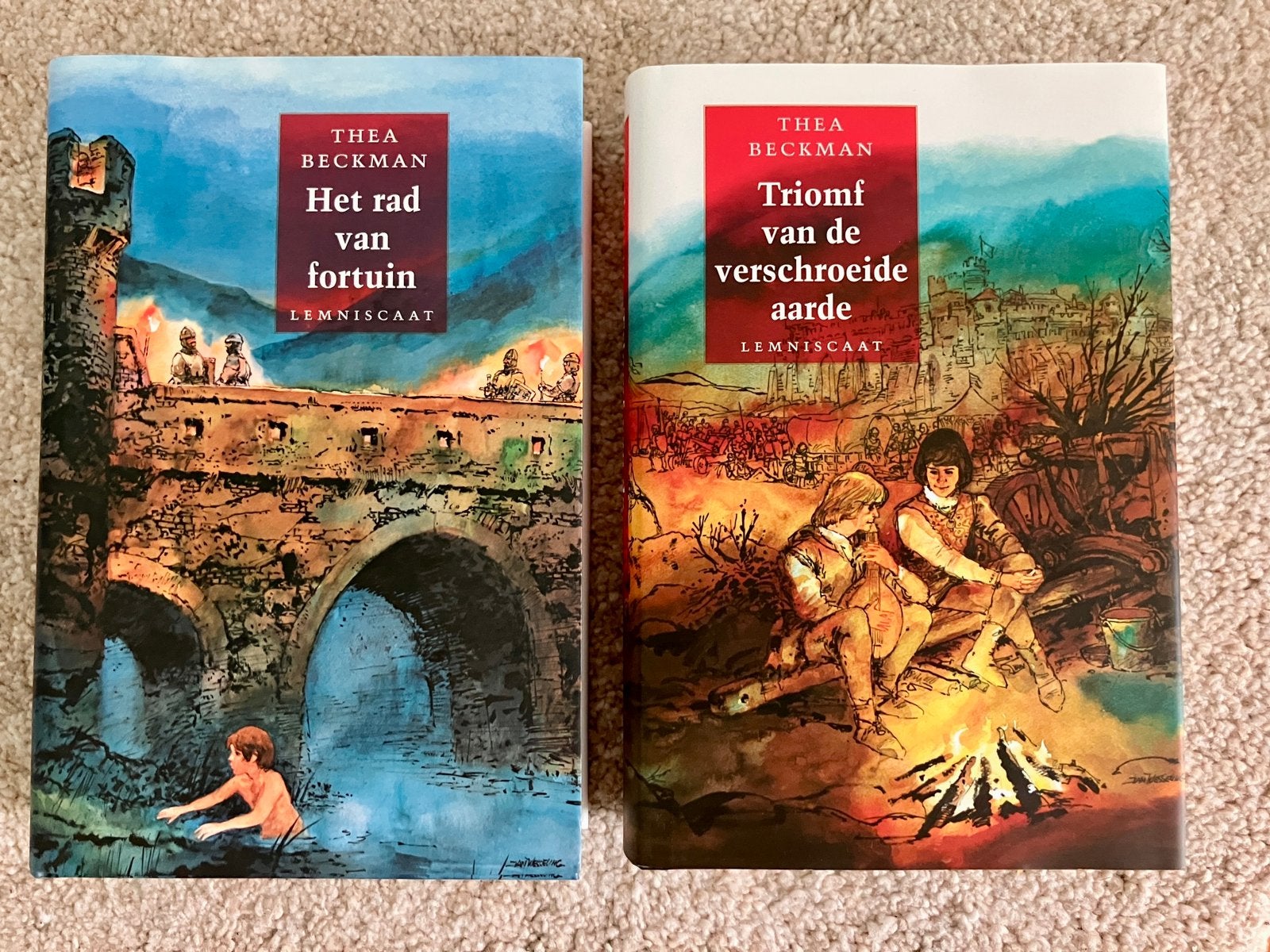Thea Beckman - Rad v Fortuin & Triomf vd verschroeide aarde, Boeken, Ophalen, Nieuw, Fictie
