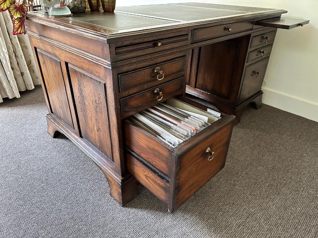 RAC Royal Antique Collection bureau, Antiek en Kunst, Ophalen