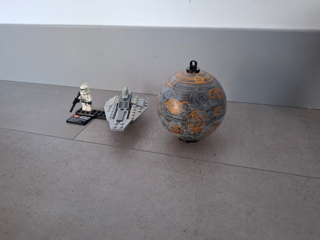 LEGO - 75007 - Republic Assault Ship & Planet Coruscant, Gebruikt, Star Wars, Lego, Ophalen of Verzenden