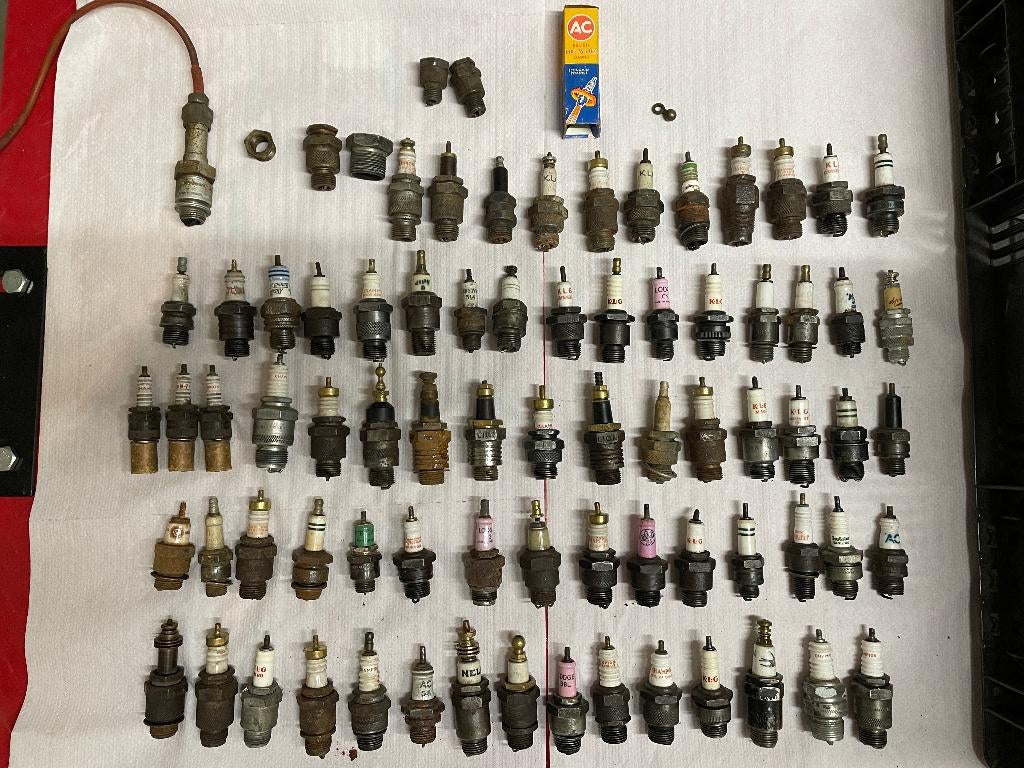 Partij oldtimer bougie,s voor en naoorlogs brommer motor, Verzamelen, Ophalen of Verzenden, Gebruikt, Overige typen